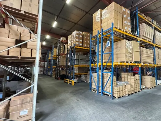 JAD-GROUPE - Un stock important à Avignon